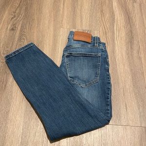 LUCKY BRAND JEANS